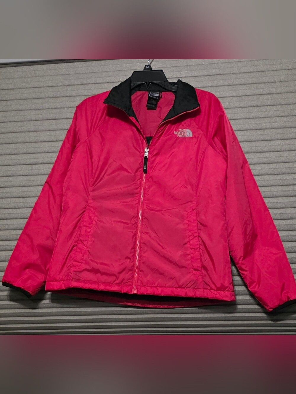 The North Face Women's Bright Pink Zip-Front Puffer Jacket